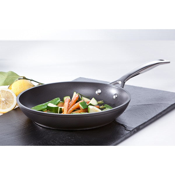 Sauteuse antiadhésive Les Forgées 30 cm Le Creuset