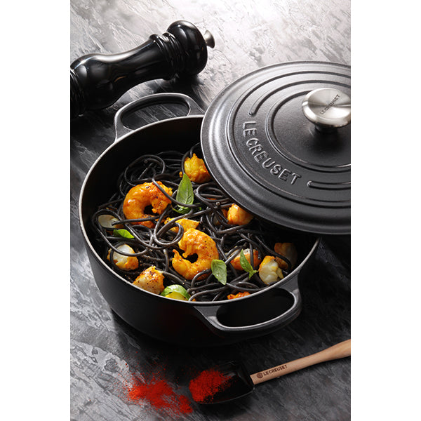 Cocotte fonte rond 24 cm noir Le Creuset