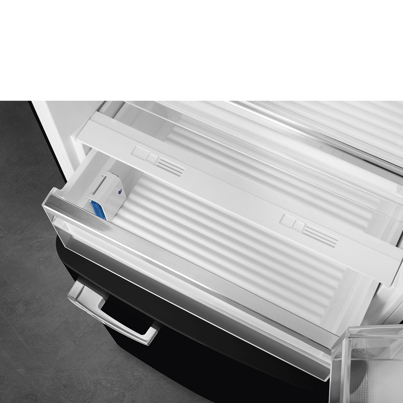 Refrigerator Retro-style Black Glossy