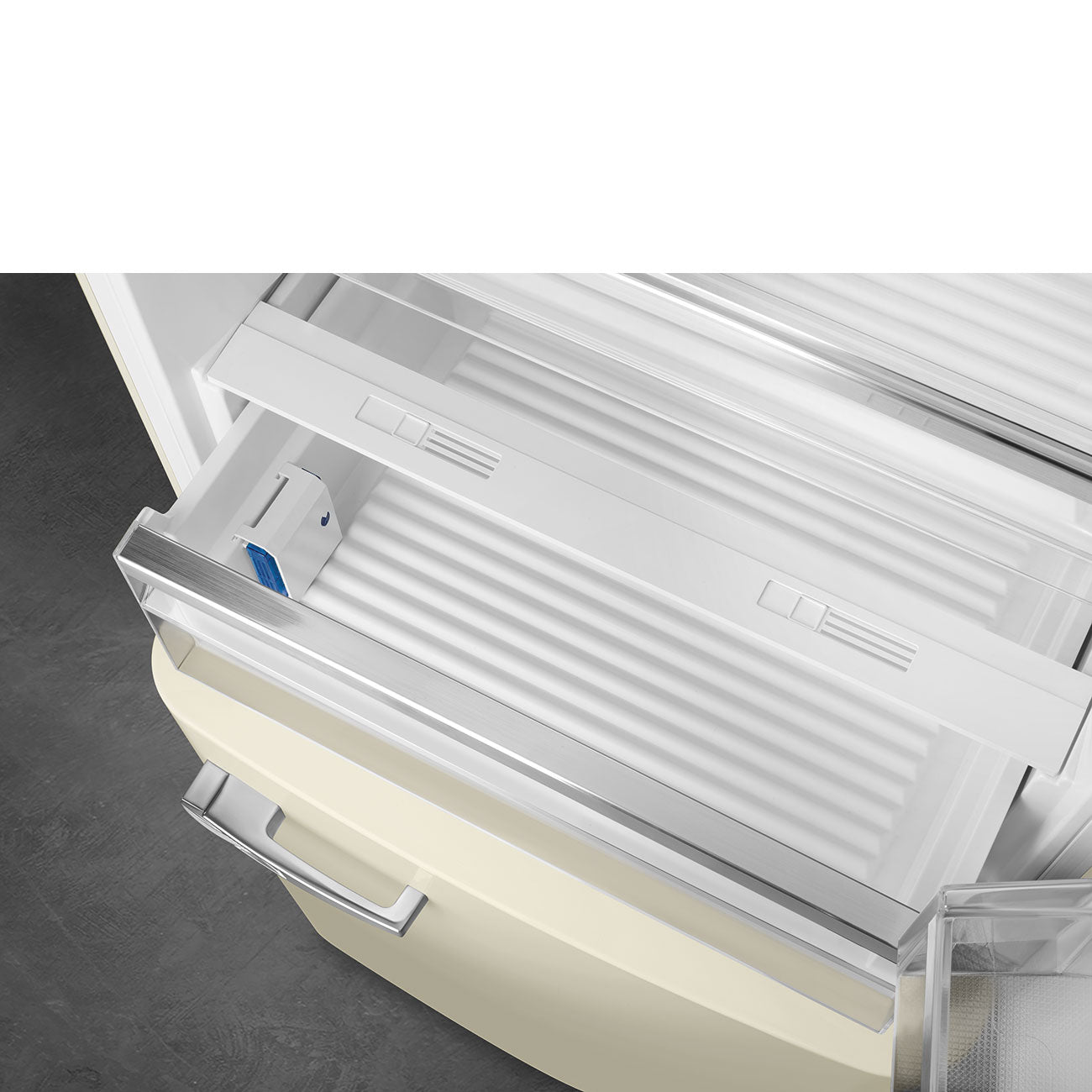 Refrigerator Retro-style Cream Glossy