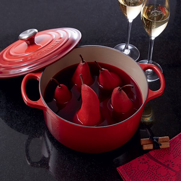 Cocotte fonte rond 26 cm cerise Le Creuset